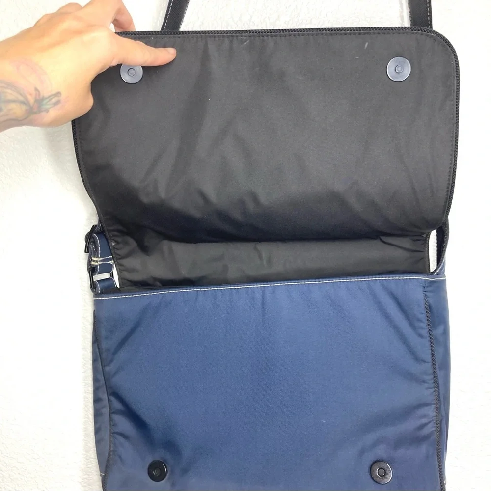 Polo Jeans Ralph Lauren Nylon Messenger Bag Navy Blue Ajustable Strap 14x10